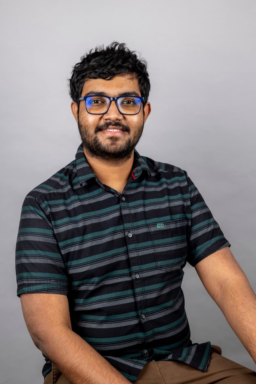 ෂෙනාල් කොටුවෙවත්ත — 100.lk නිර්මාතෘ